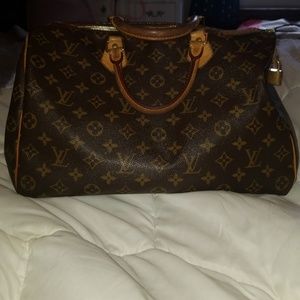 Authentic used LV Speedy 30